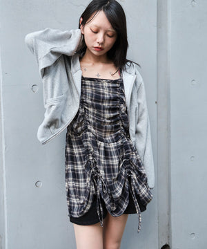 ブルーチェック1 モデル：159cm F着用