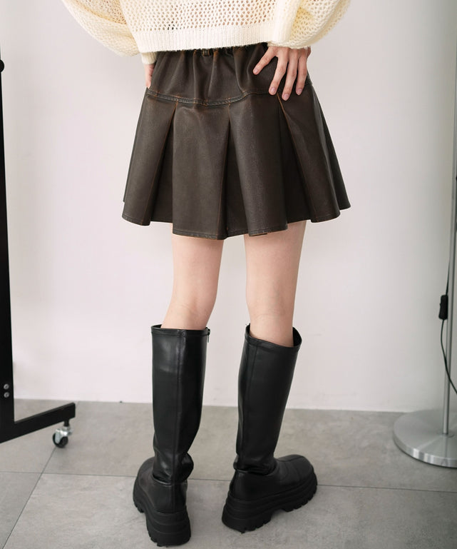 ブラウン　モデル：163cm M着用