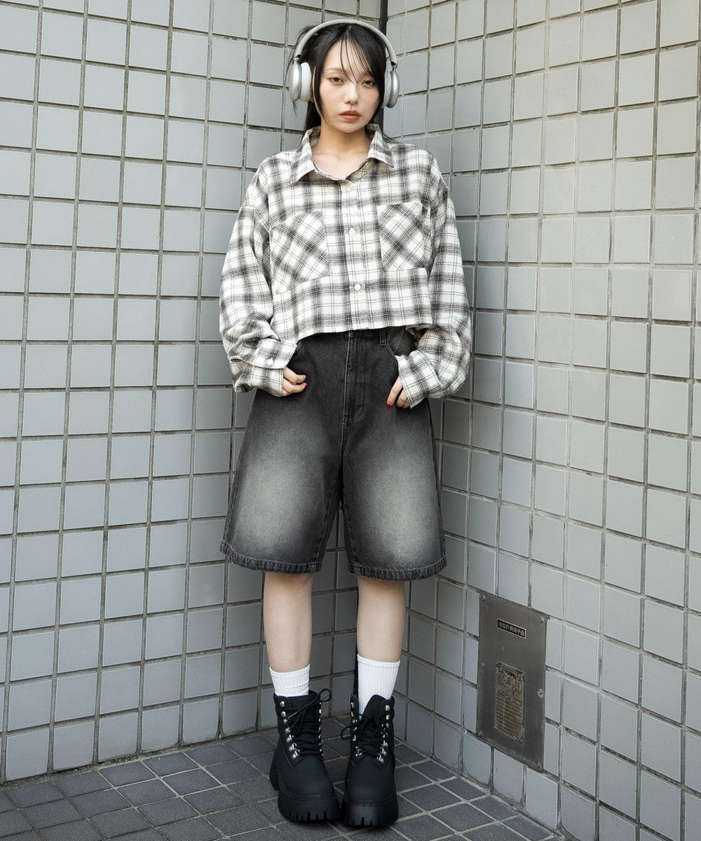 ホワイトアイボリー　モデル：159cm F着用