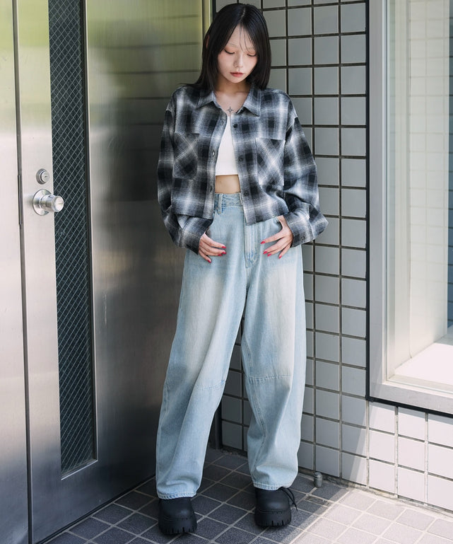 ブラック　モデル：159cm F着用