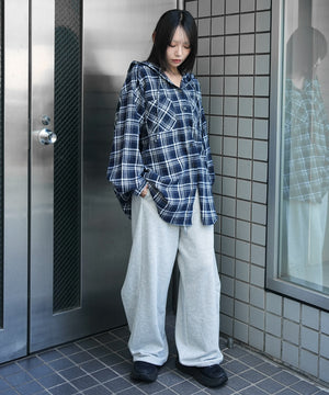 ネイビー　モデル：159cm F着用