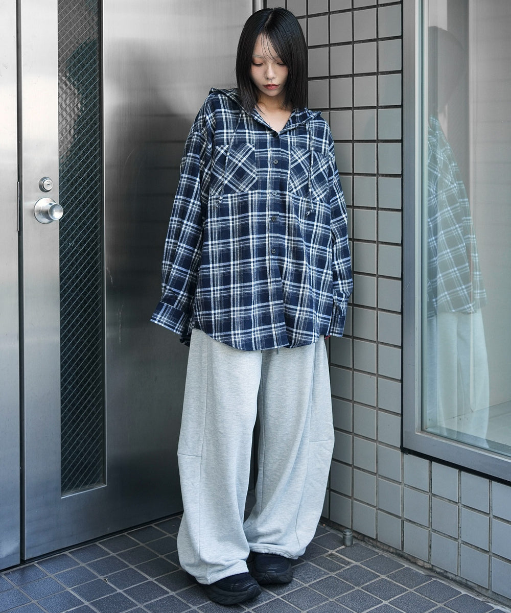 ネイビー　モデル：159cm F着用