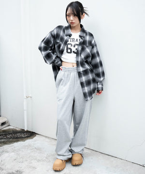 ブラック　モデル：159cm F着用