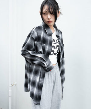 ブラック　モデル：159cm F着用