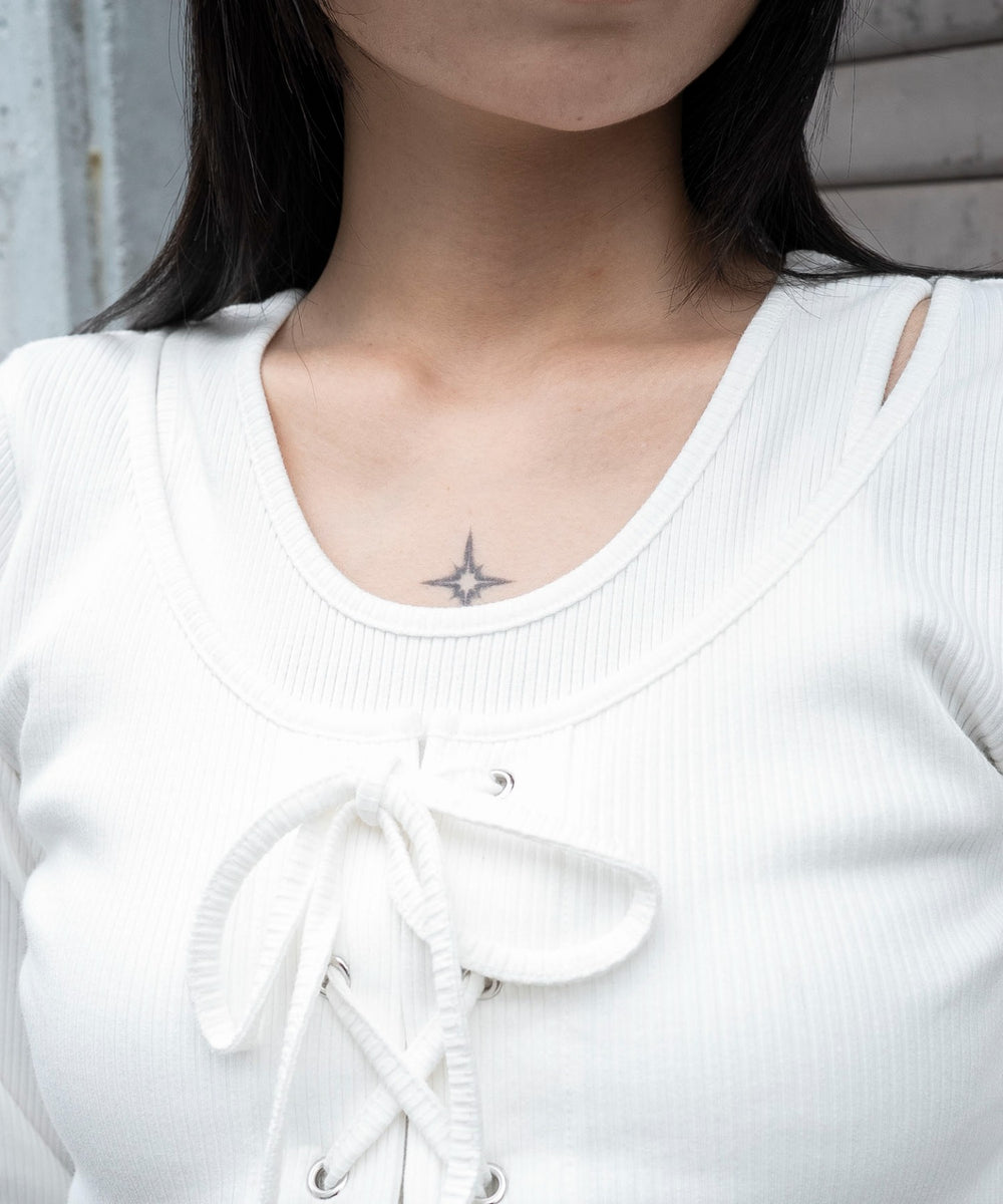 レイヤード風レースアップトップス