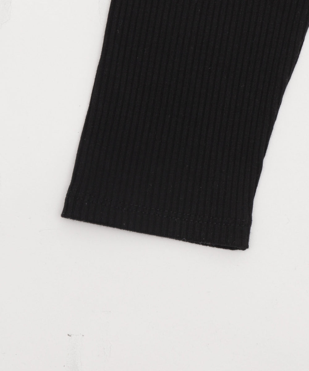 レイヤード風レースアップトップス