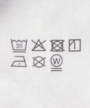 レイヤード風レースアップトップス