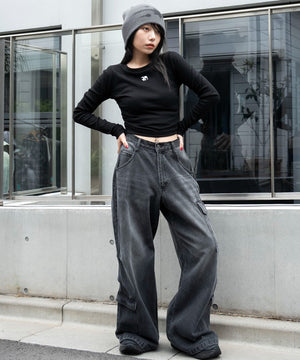 ブラック　モデル