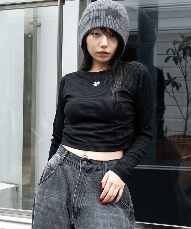 ブラック　モデル