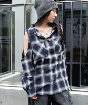 ネイビー　モデル：159cm F着用