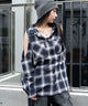 オープンショルダーチェックBIGシャツ/ネイビー　モデル：159cm F着用