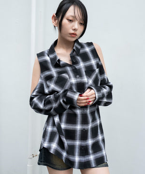 ブラック　モデル：159cm F着用