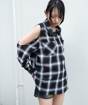 ブラック　モデル：159cm F着用