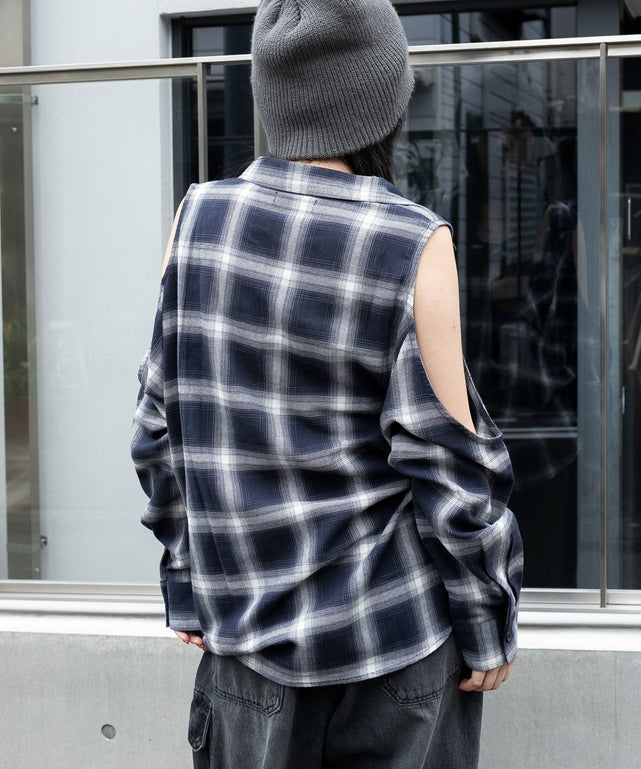 ネイビー　モデル：159cm F着用