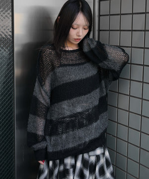 グレーボーダー　モデル：159cm F着用