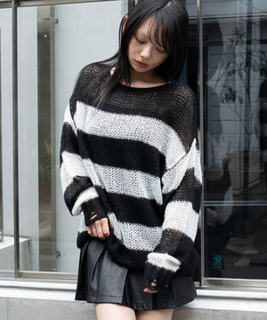 ホワイトボーダー　モデル：159cm F着用