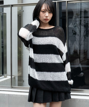 ホワイトボーダー　モデル：159cm F着用