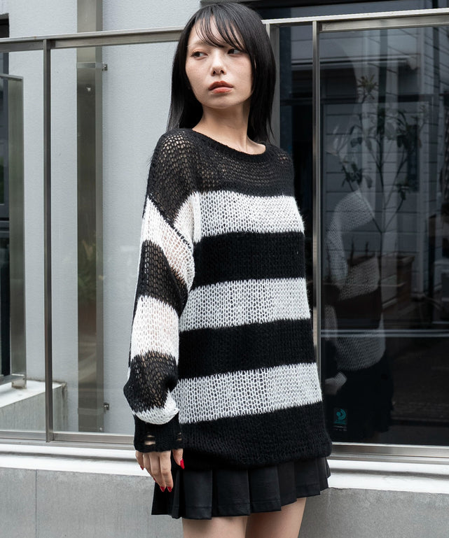 ホワイトボーダー　モデル：159cm F着用