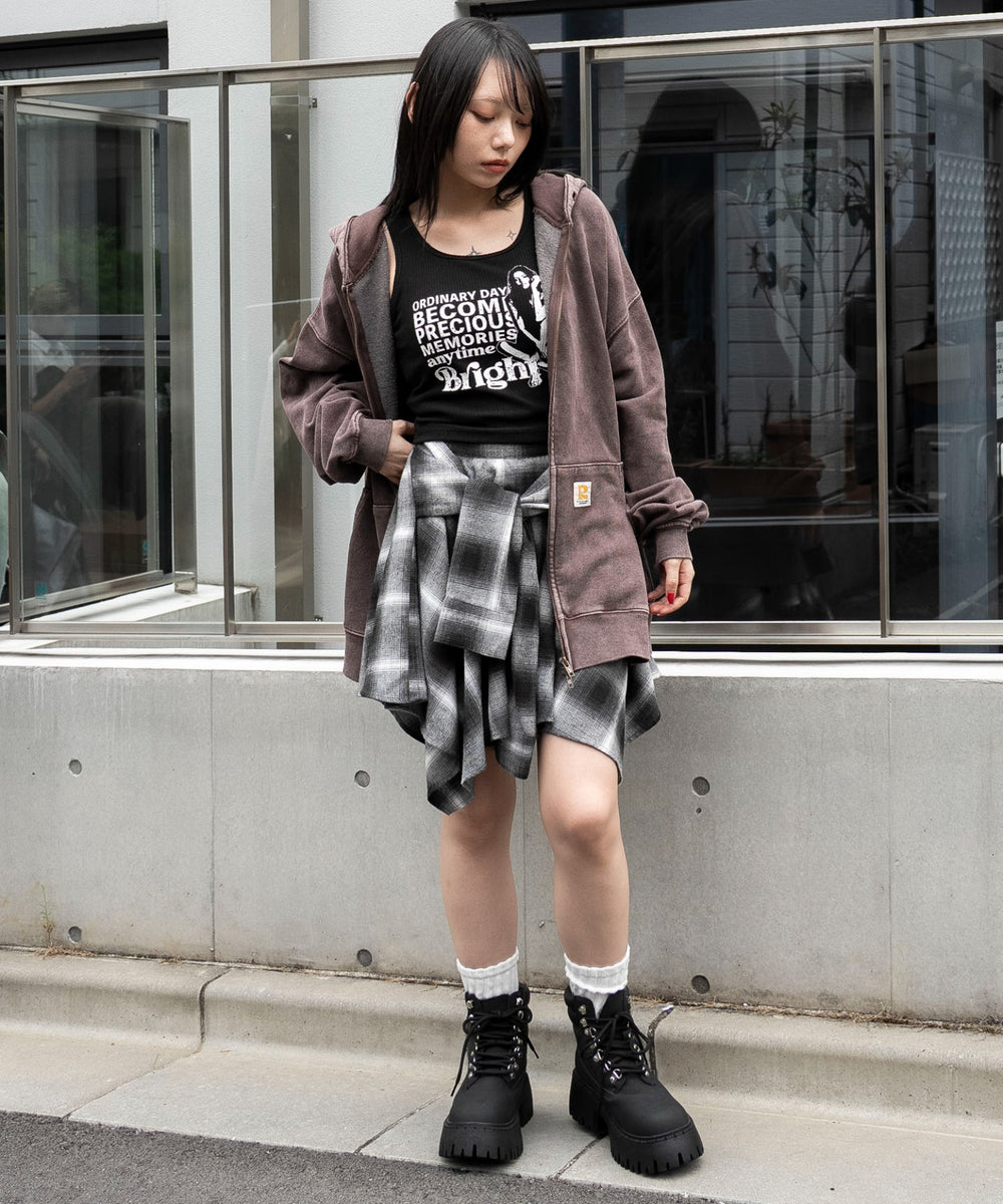 ブラウン　モデル：159cm F着用