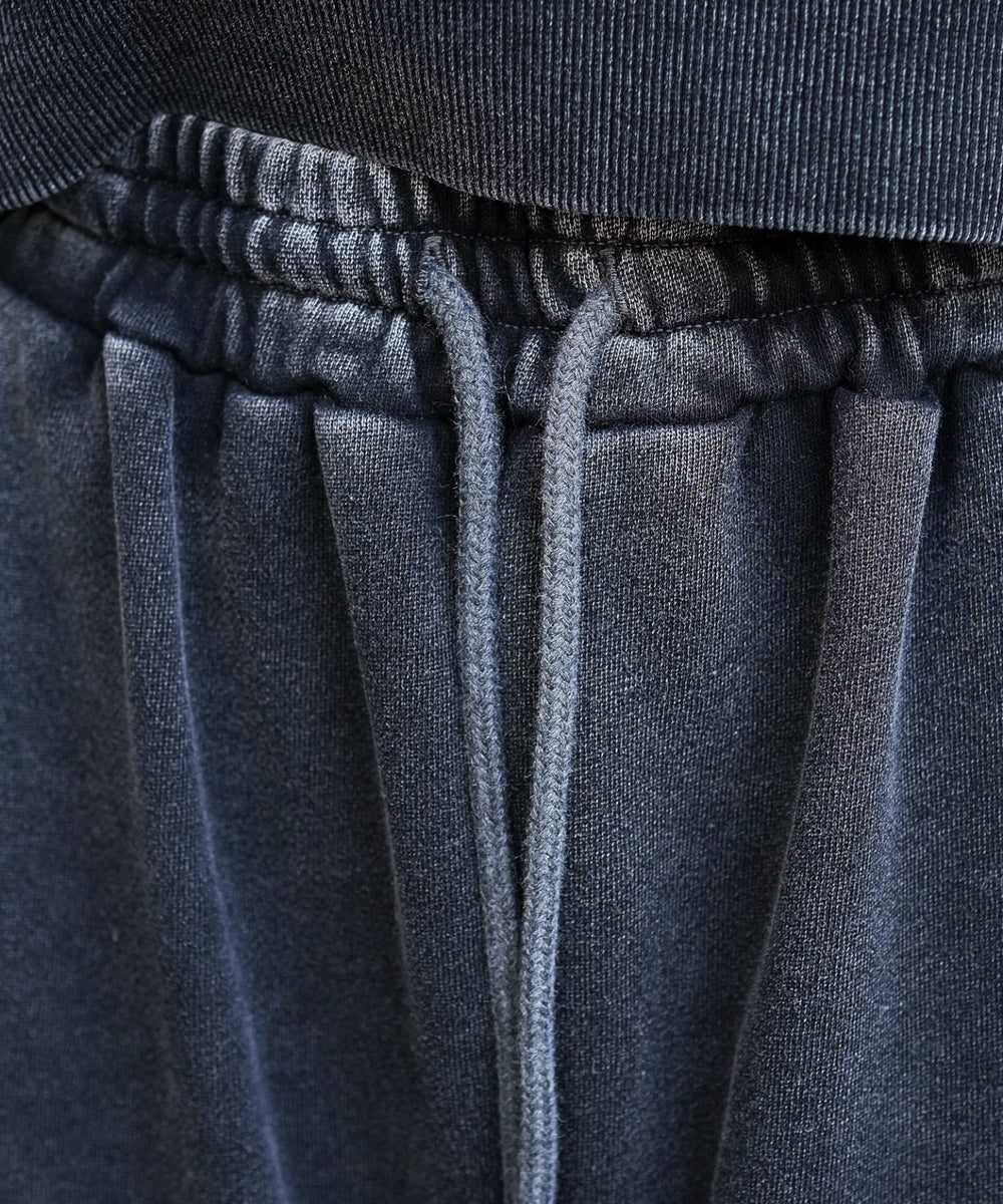 カーブデザインスウェットパンツ