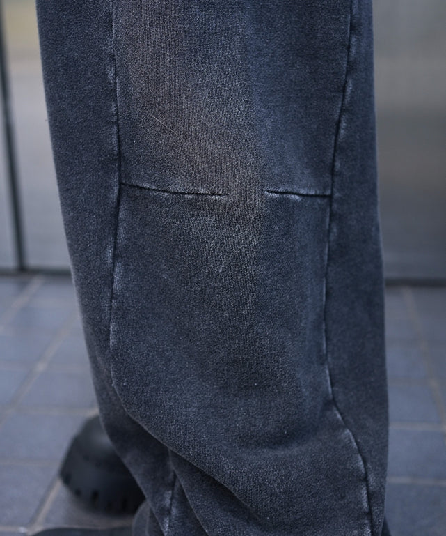 カーブデザインスウェットパンツ