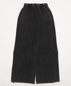 カーブデザインスウェットパンツ