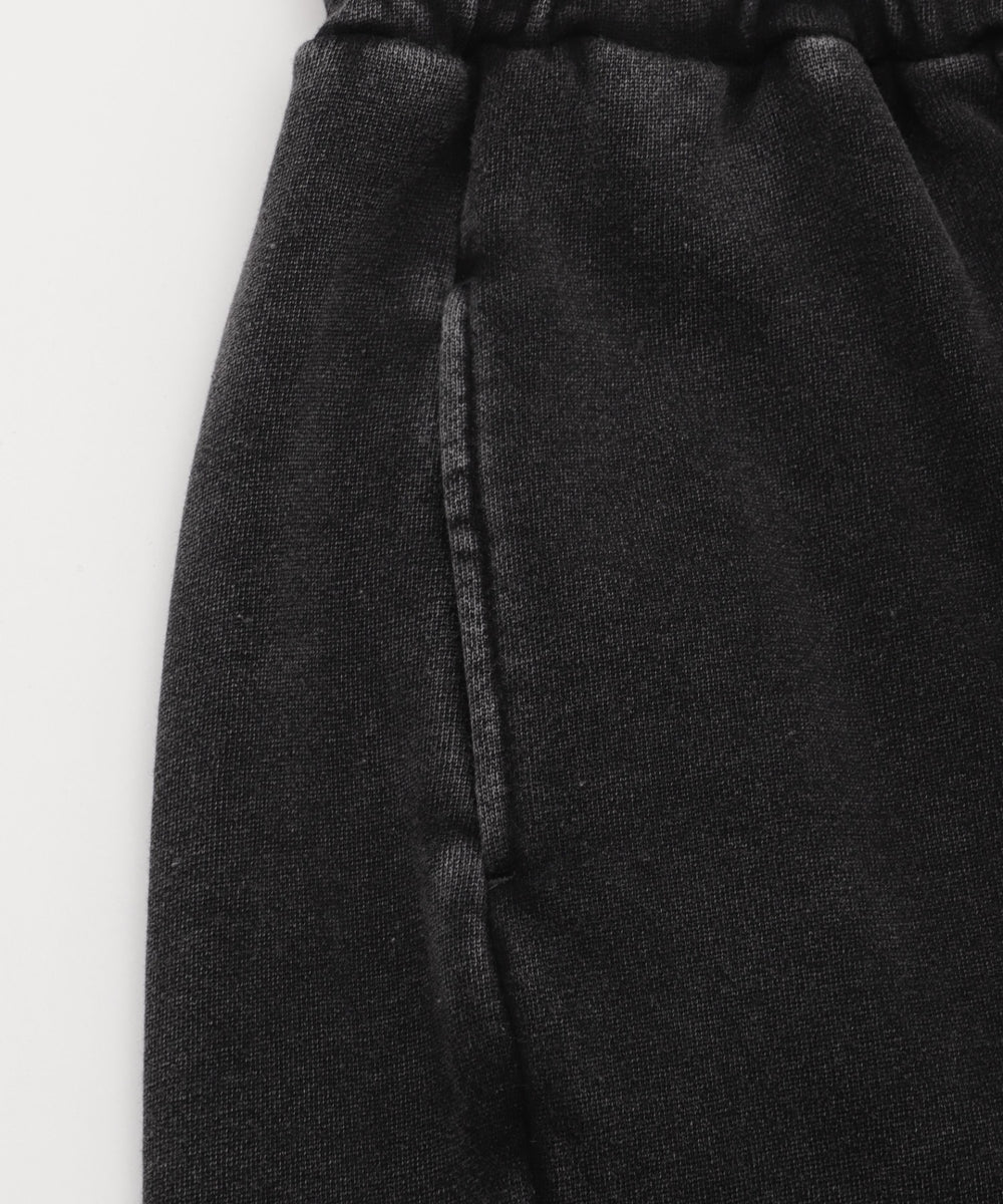 カーブデザインスウェットパンツ