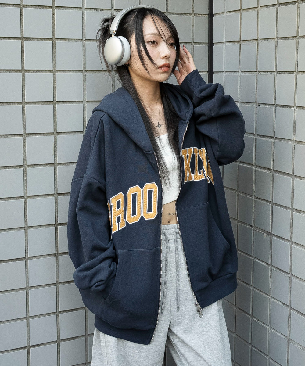 ネイビー　モデル：159cm F着用