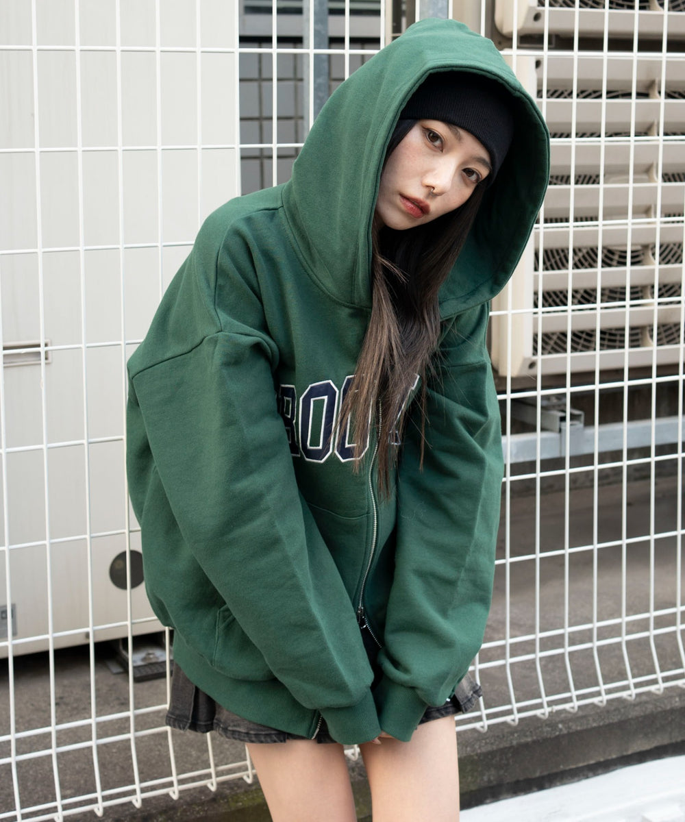 グリーン　モデル：159cm F着用