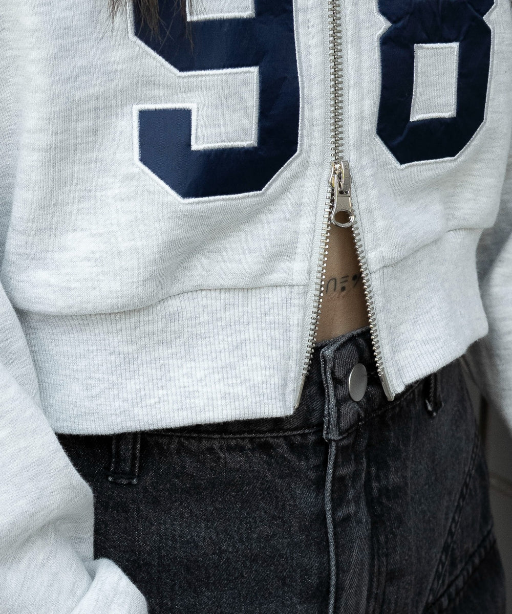 グラフィックショートZIPパーカー