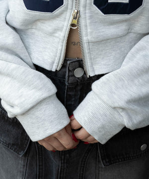 グラフィックショートZIPパーカー