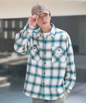 柄6 モデル：180㎝　L着用