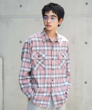 柄5 モデル：180㎝　L着用