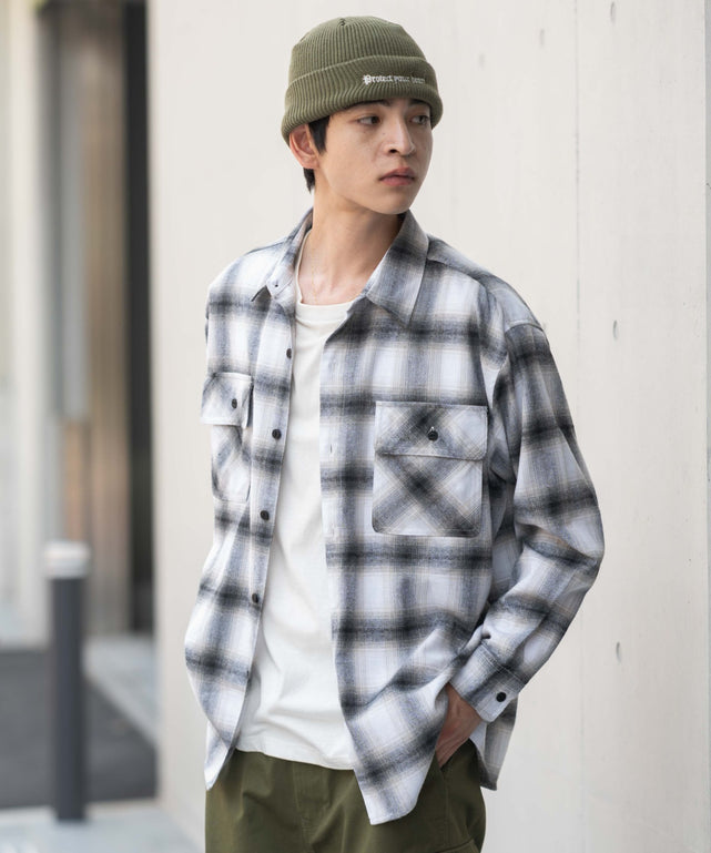 柄2 モデル：180㎝　L着用