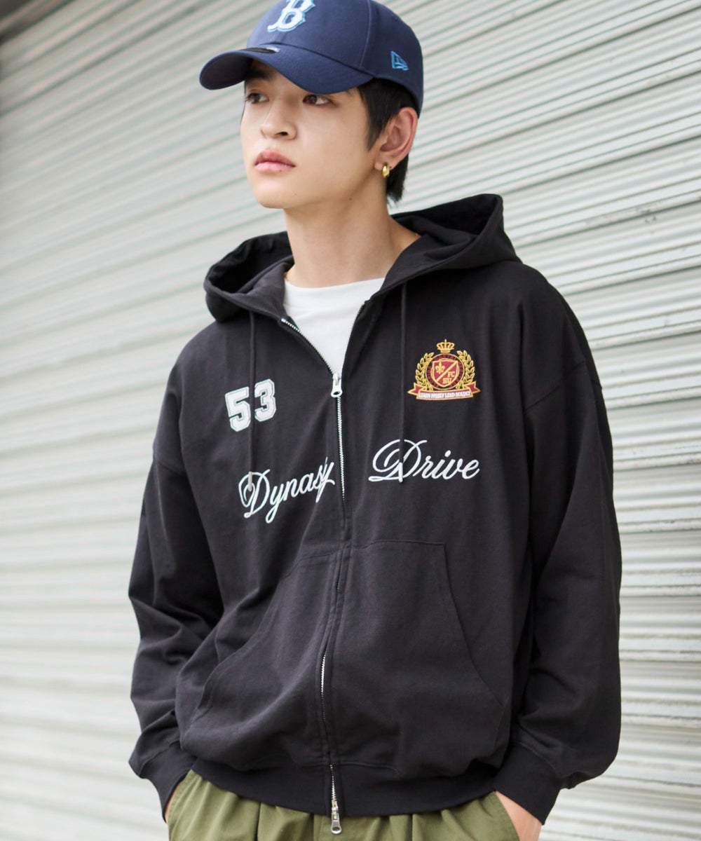 ブラック モデル：180cm L着用