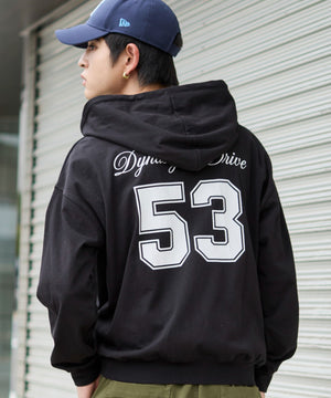 ブラック モデル：180cm L着用