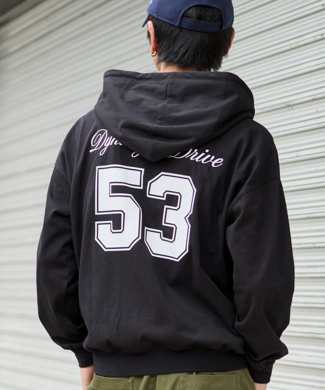 ブラック モデル：180cm L着用