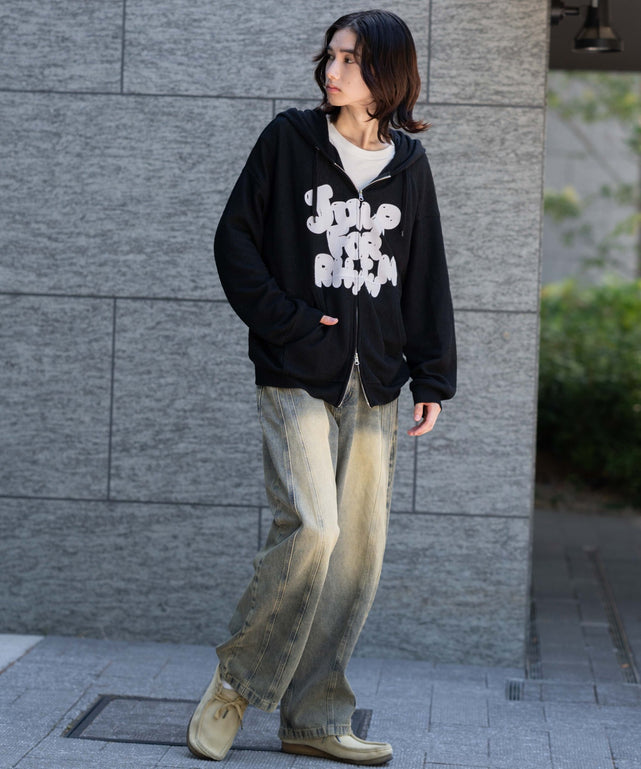 ブラック モデル：175cm L着用