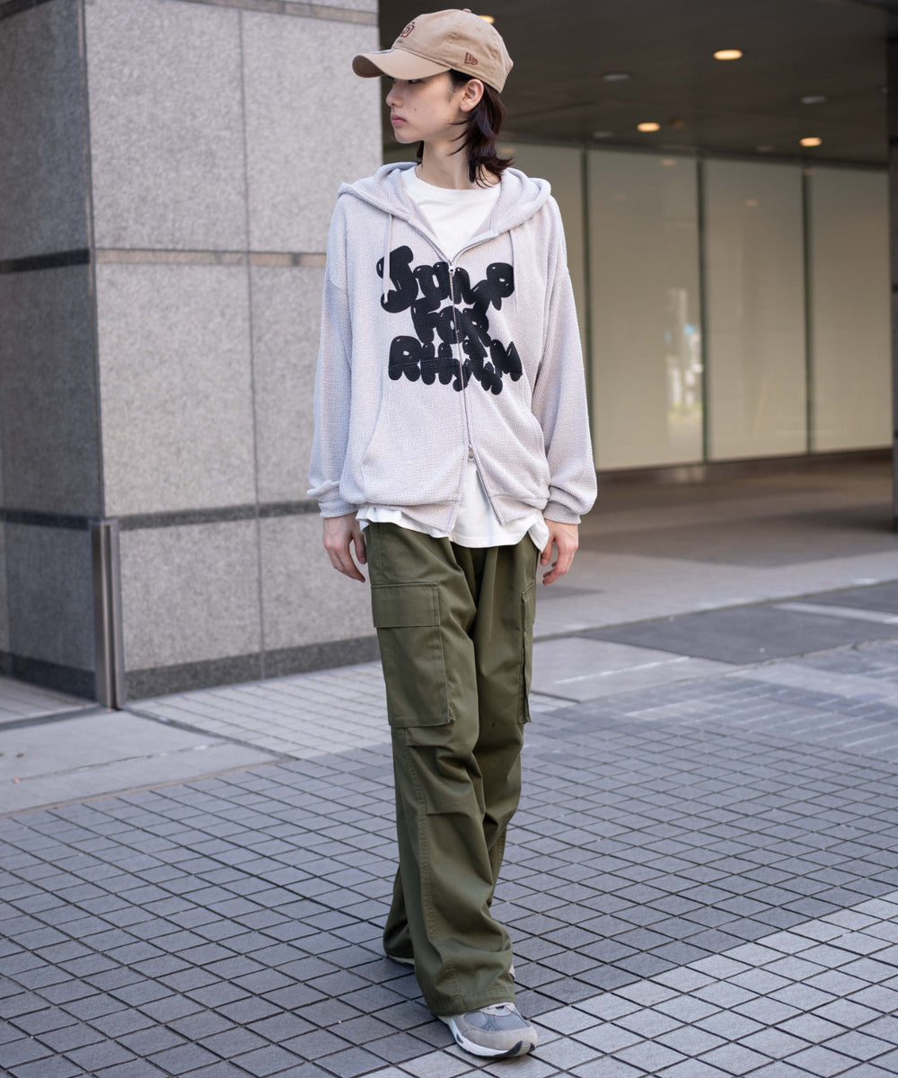 グレー モデル：175cm L着用