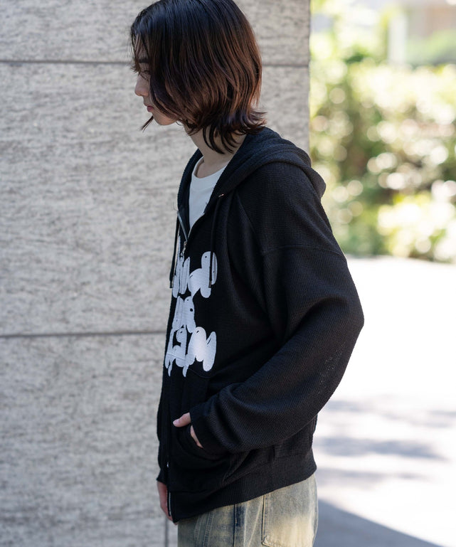 ブラック モデル：175cm L着用