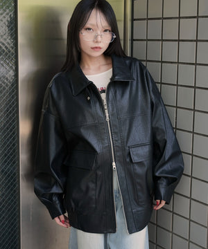 ブラック　モデル：159cm M着用