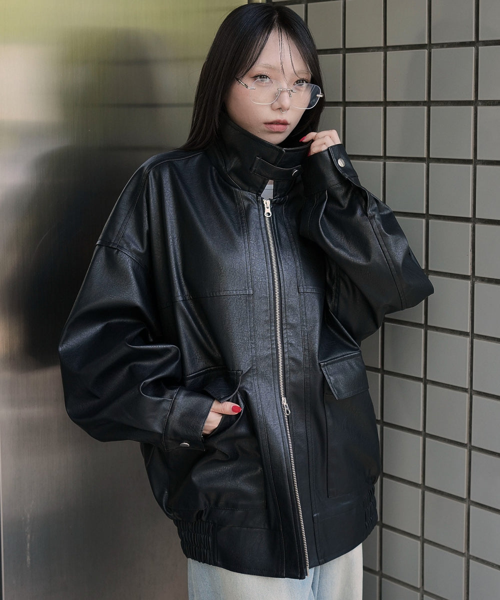 ブラック　モデル：159cm M着用