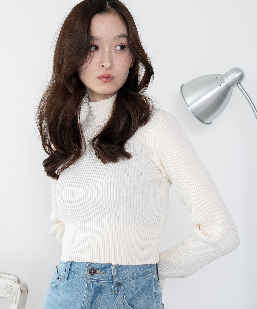 ホワイト モデル：163cm F着用