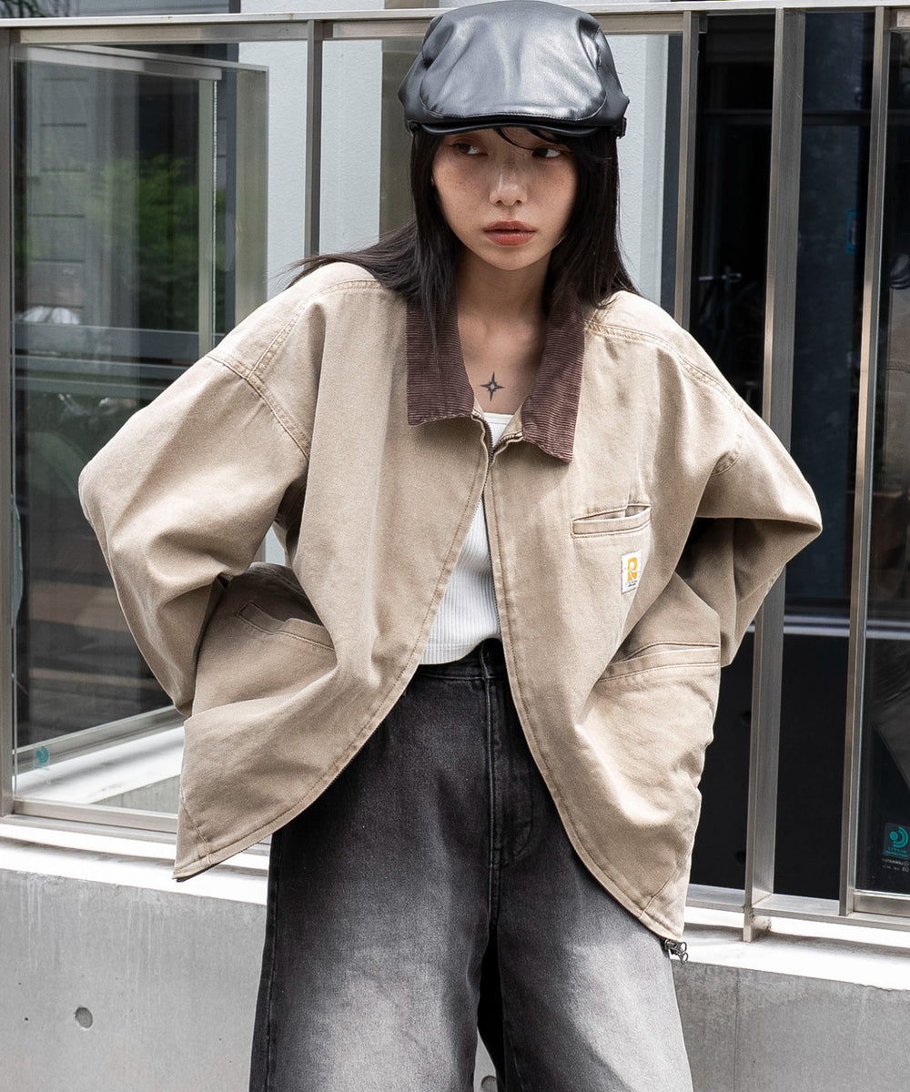 ベージュ　モデル：159cm F着用