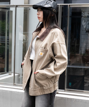 ベージュ　モデル：159cm F着用