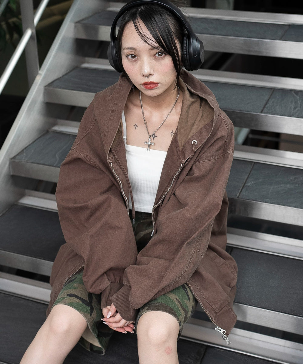 ブラウン　モデル：159cm F着用