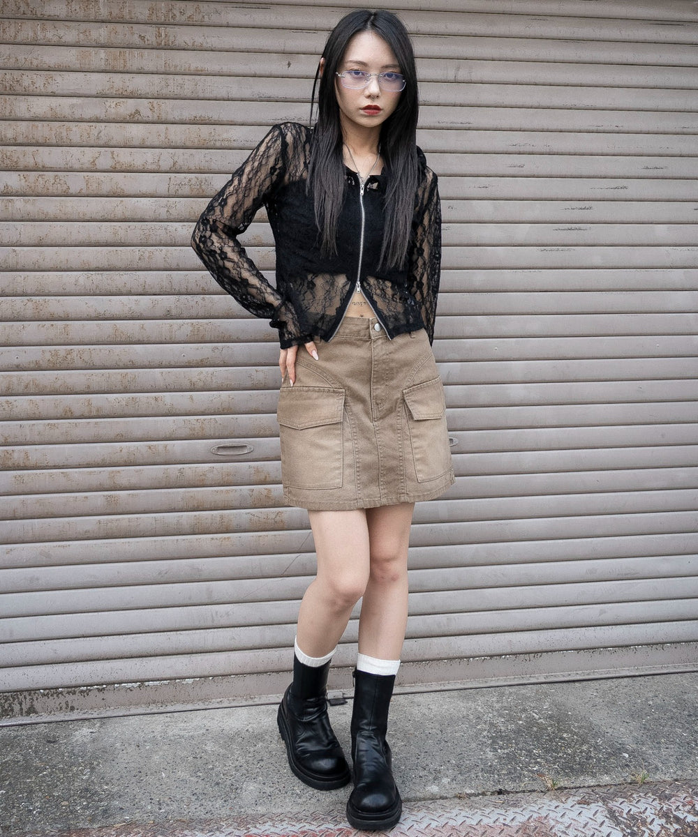 ベージュ　モデル：159cm F着用