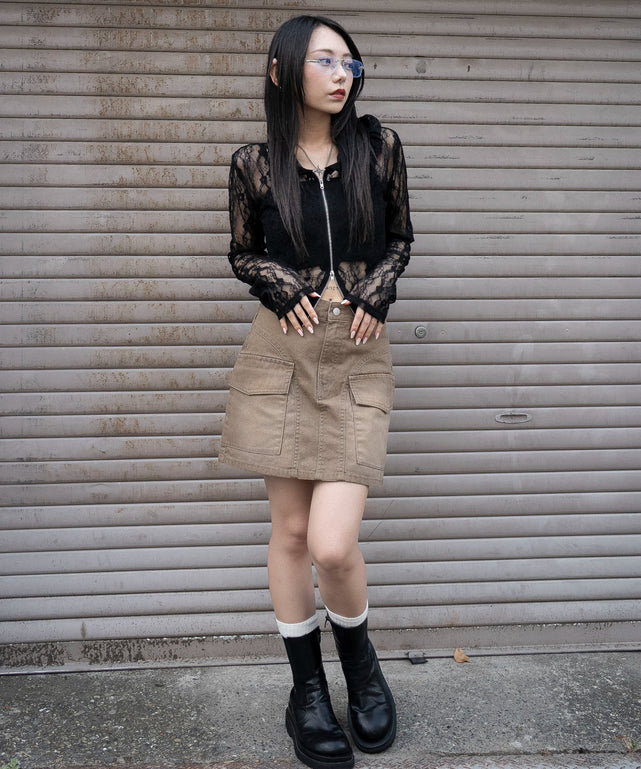 ベージュ　モデル：159cm F着用