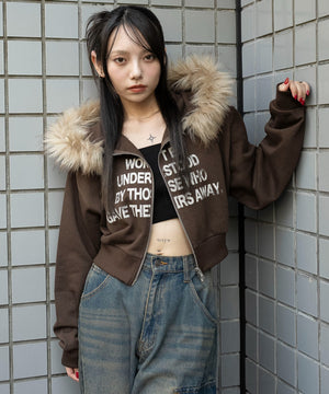 ブラウン　モデル：159cm F着用