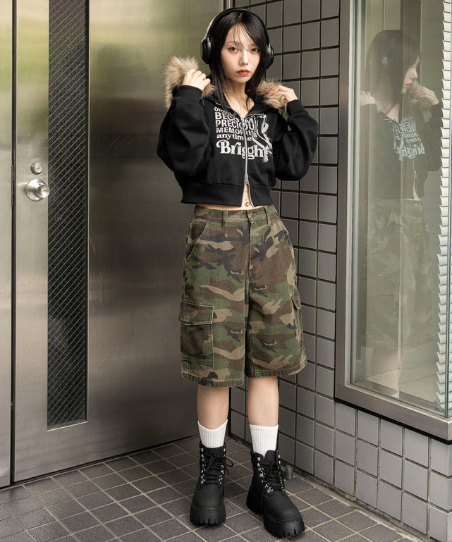 ブラック　モデル：159cm F着用